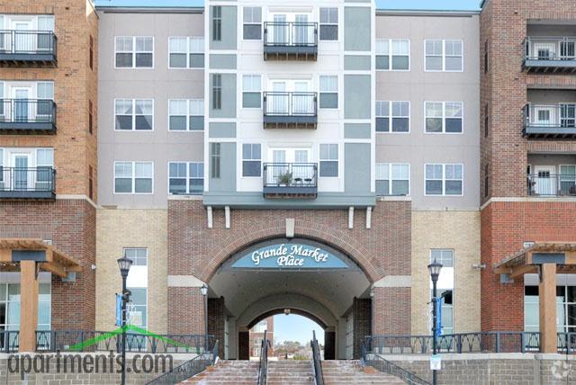 12700 Nicollet Ave, Burnsville, MN for lease - Building Photo - Image 3 of 108