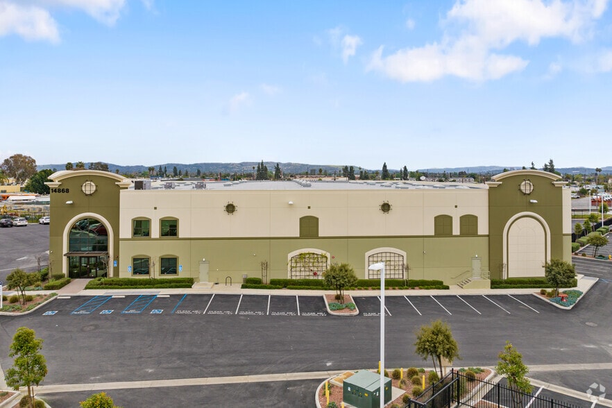 14868 Los Angeles St, Irwindale, CA for sale - Building Photo - Image 2 of 26
