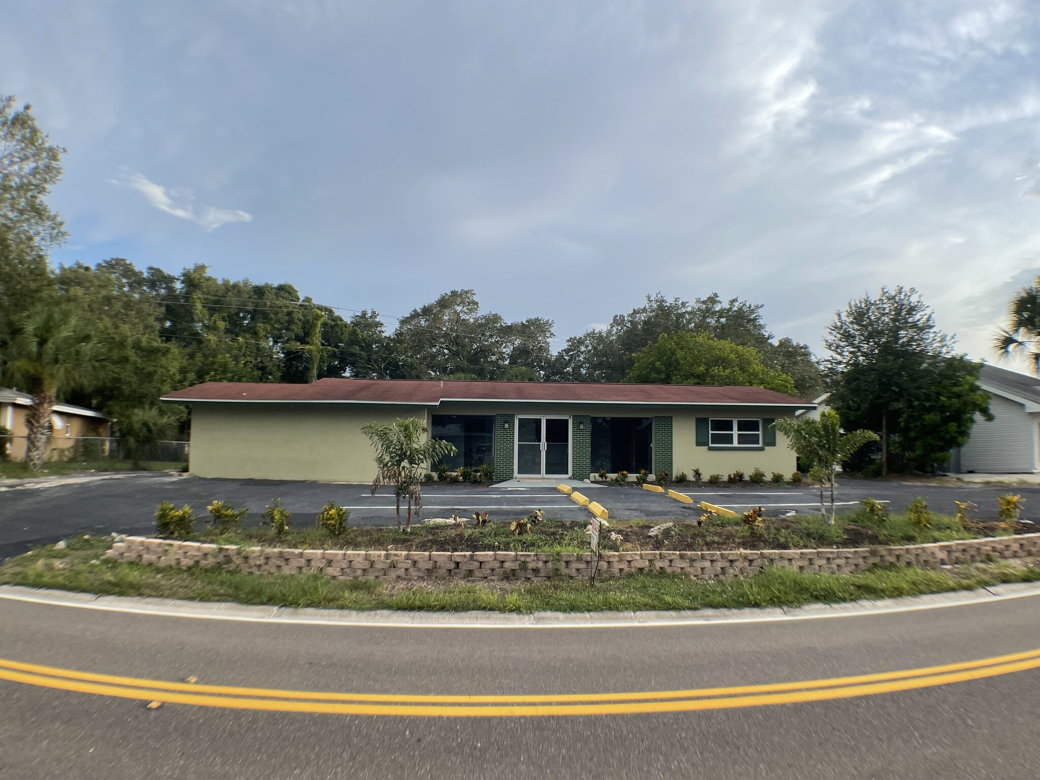 2112 Constitution Blvd, Sarasota, FL for sale Building Photo- Image 1 of 1