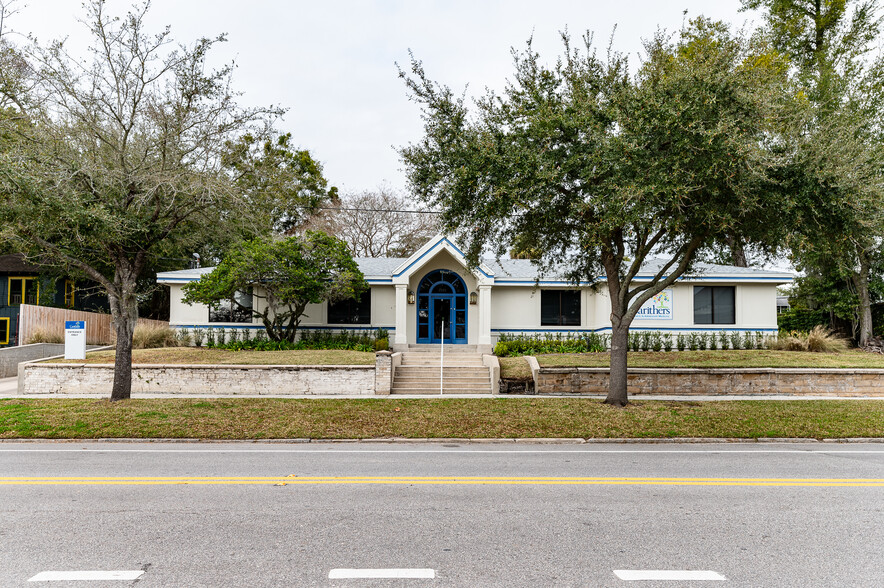 2223 Oak St, Jacksonville, FL for lease - Building Photo - Image 1 of 10