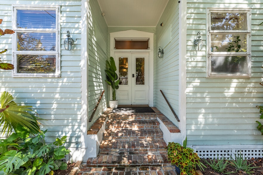 402 appelrouth Ln, Key West, FL for sale - Building Photo - Image 3 of 26