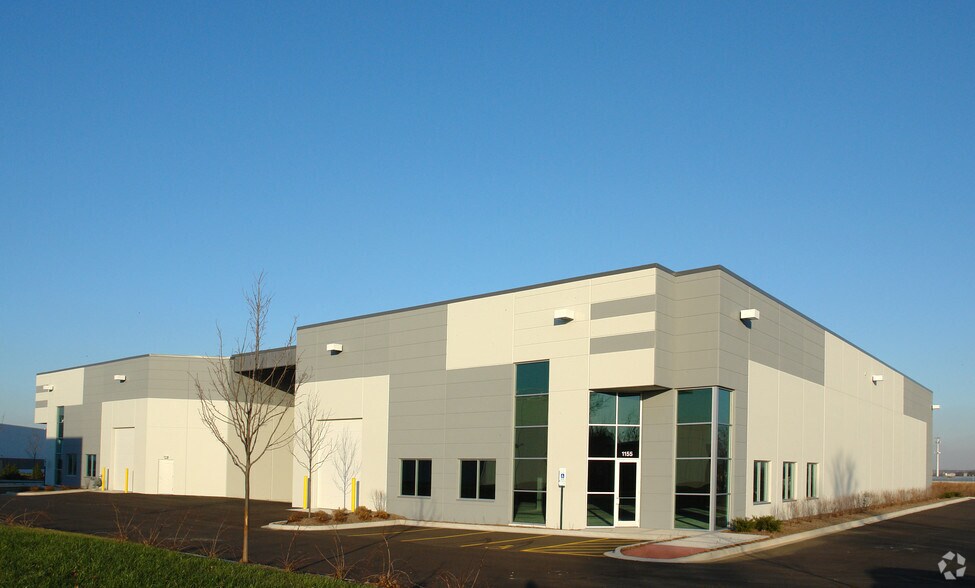 1155 Bowes Rd, Elgin, IL 60123