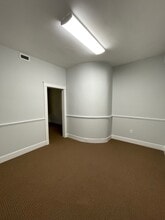 94 Pleasant St, Arlington, MA for lease Interior Photo- Image 1 of 7