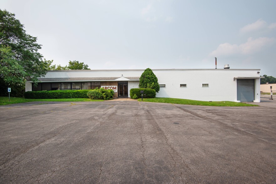 185 Ainsley Dr, Syracuse, NY for lease - Building Photo - Image 1 of 18