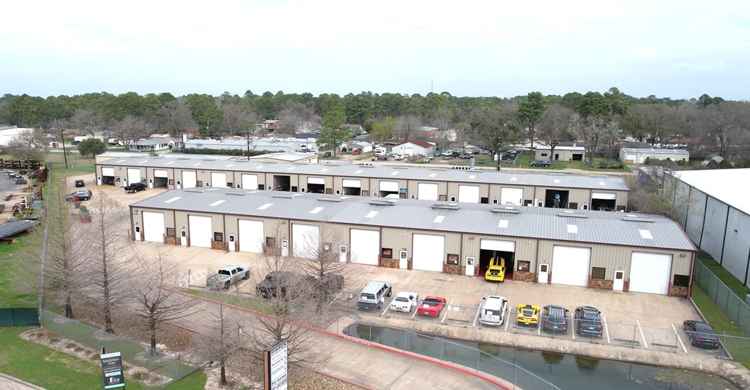 11126-11130 Neeshaw Dr, Houston, TX for lease Building Photo- Image 1 of 5