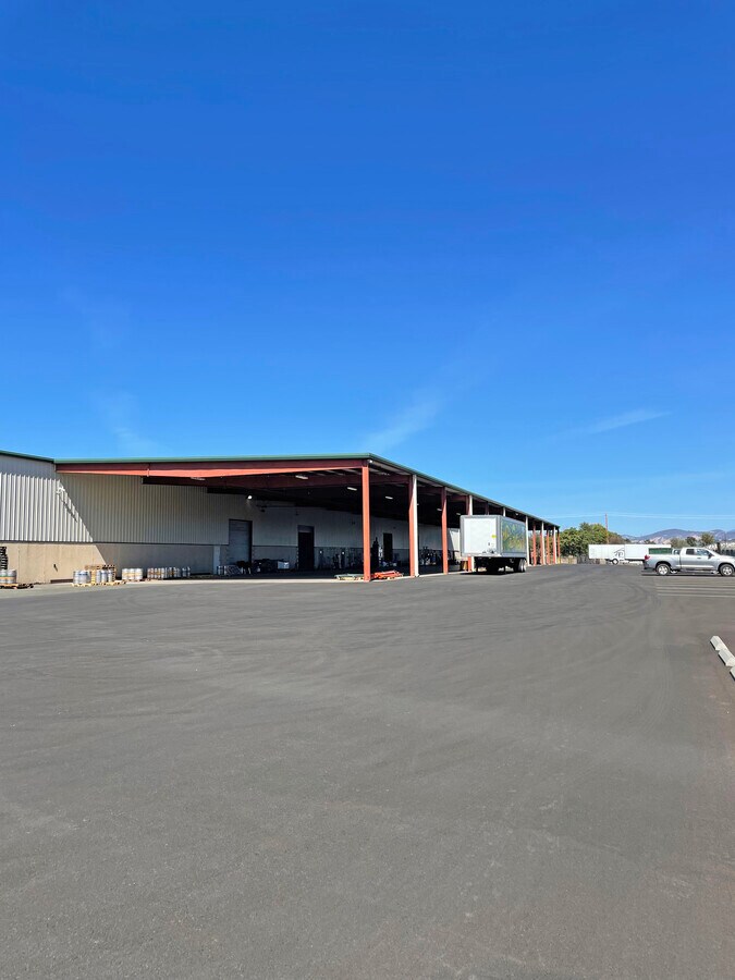 455 Kunzler Ranch Rd, Ukiah, CA 95482 Warehouse & Office Space