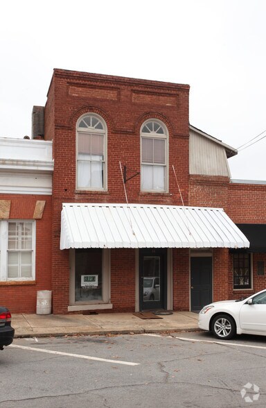 44 N Jackson St, Forsyth, GA for sale - Primary Photo - Image 1 of 1