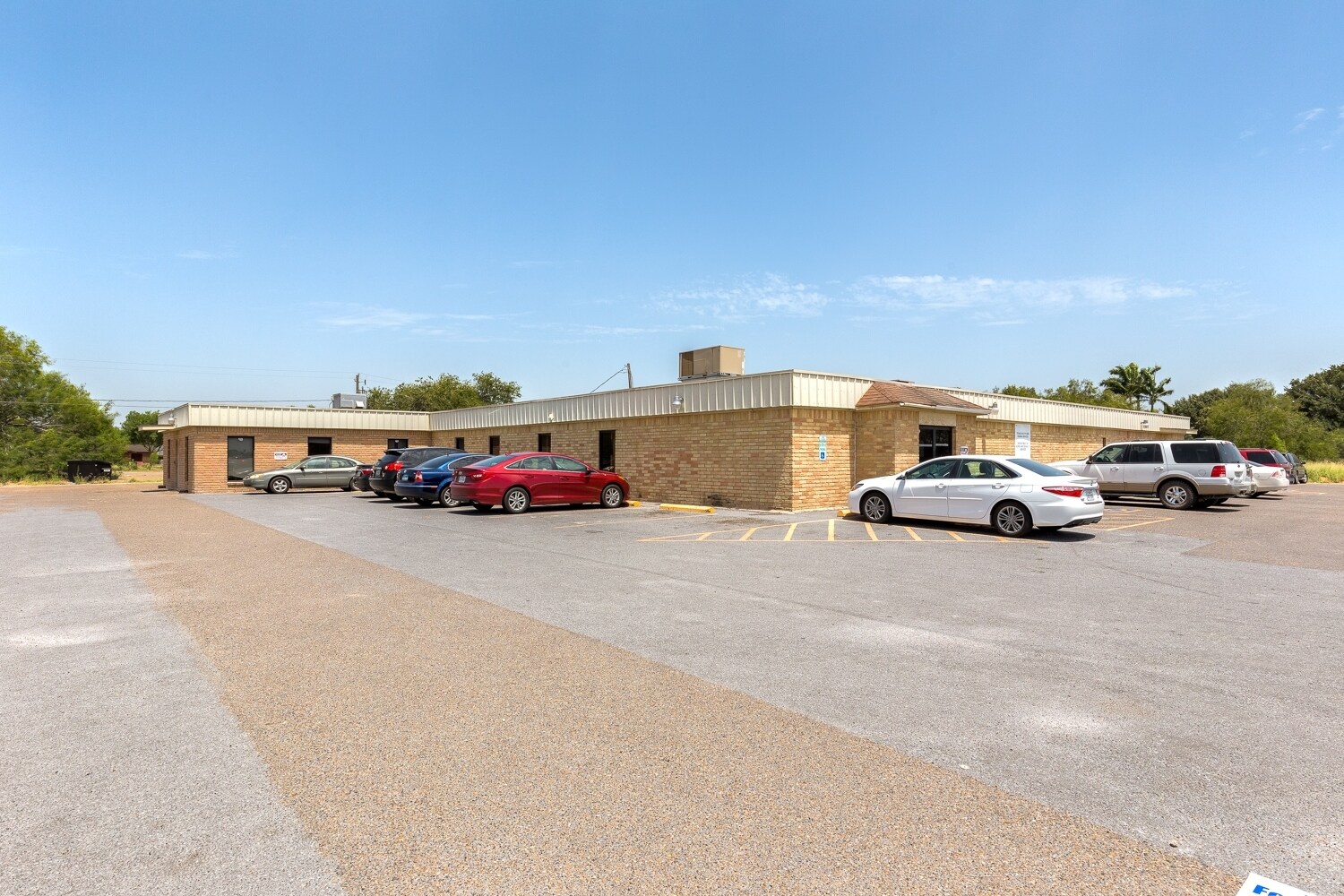 322 S FM 88 St, Elsa, TX 78543