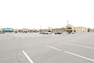 More details for 13821-13995 Hall Rd, Shelby Township, MI - Retail for Lease