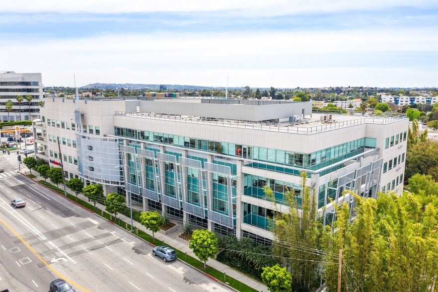 12100 W Olympic Blvd, Los Angeles, CA for lease - Building Photo - Image 2 of 14