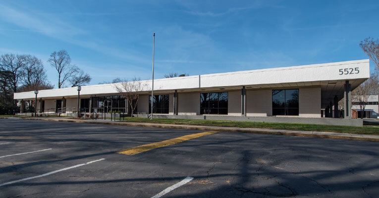 5525 Albemarle Rd, Charlotte, NC for lease Building Photo- Image 1 of 4