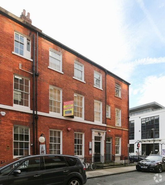 12 York Pl, Leeds for lease - Building Photo - Image 2 of 2