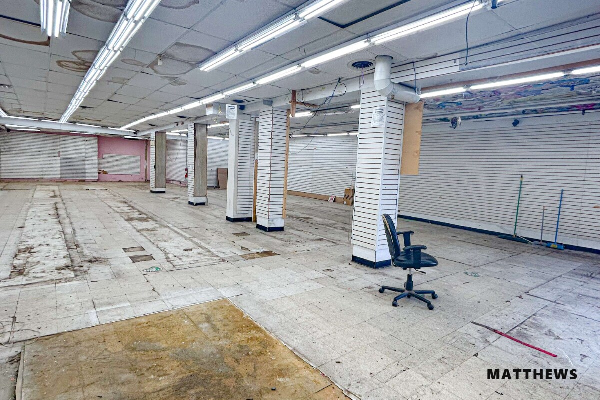 260 Prospect Park W, Brooklyn, NY for lease Interior Photo- Image 1 of 2