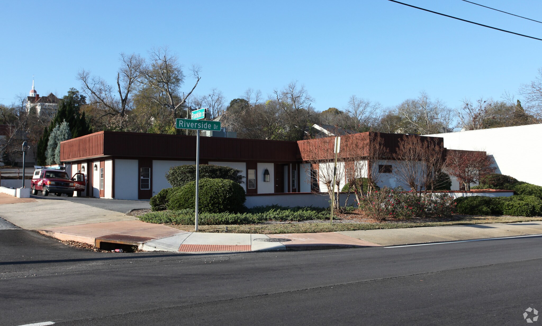 1020 Riverside Dr, Macon, GA for sale Primary Photo- Image 1 of 1
