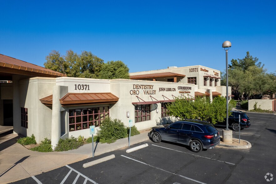 10371 N Oracle Rd, Oro Valley, AZ for sale - Building Photo - Image 2 of 11