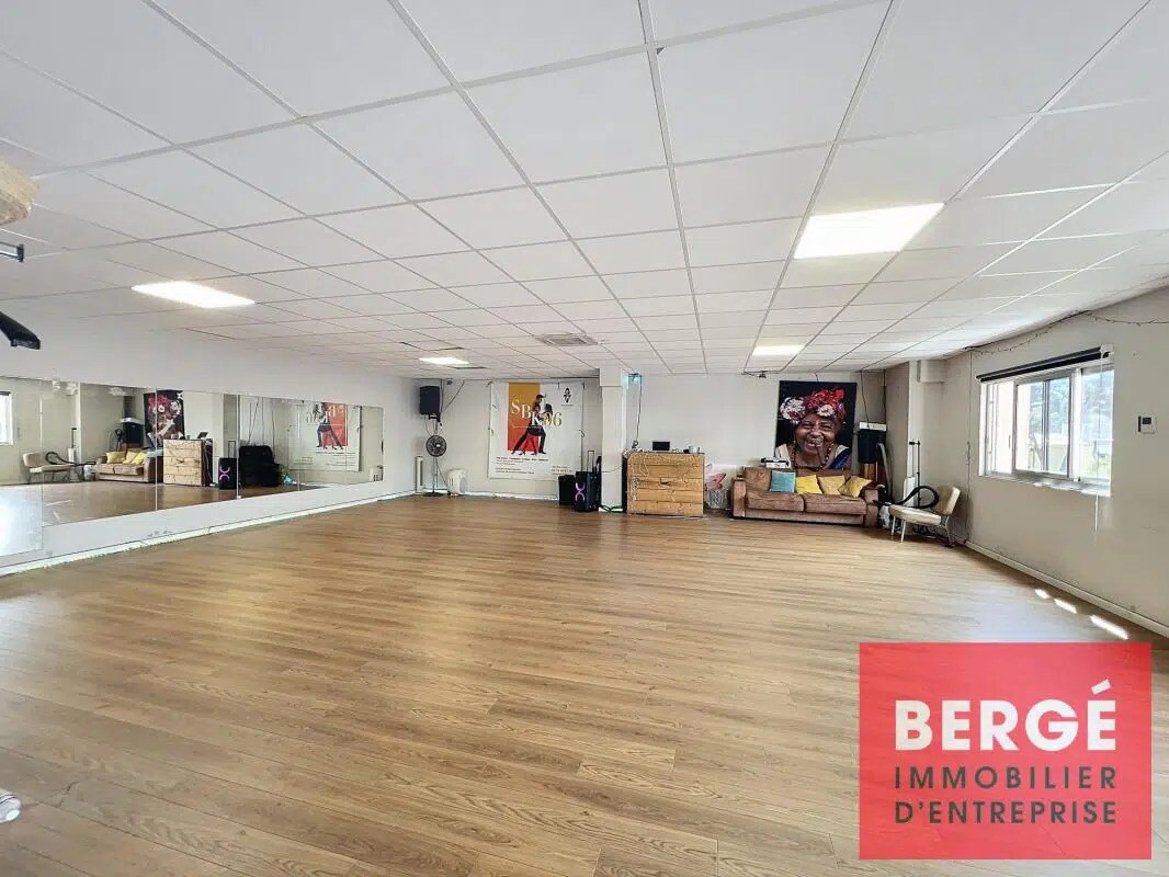 Office in Antibes for sale Building Photo- Image 1 of 5