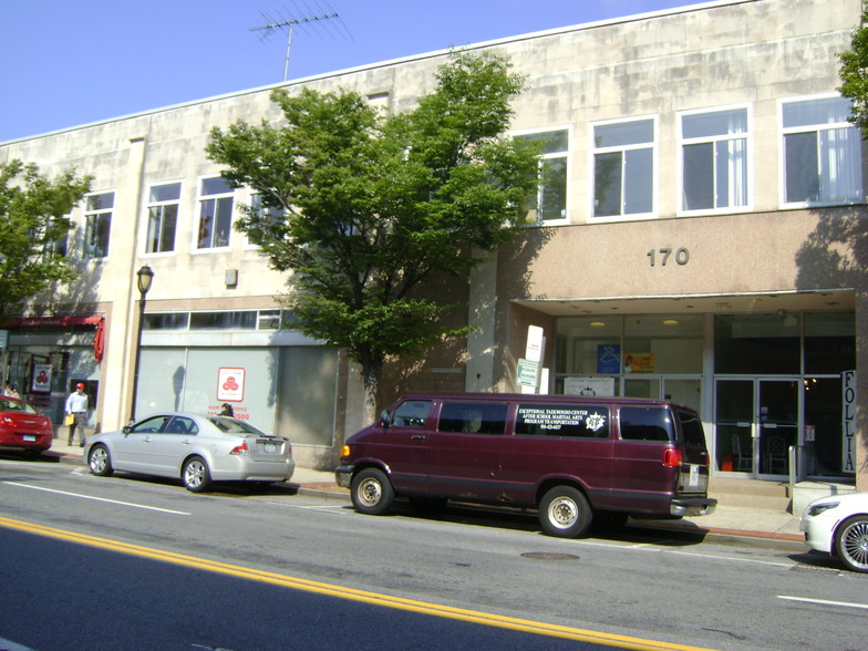 170 E Post Rd, White Plains, NY for sale - Building Photo - Image 1 of 1