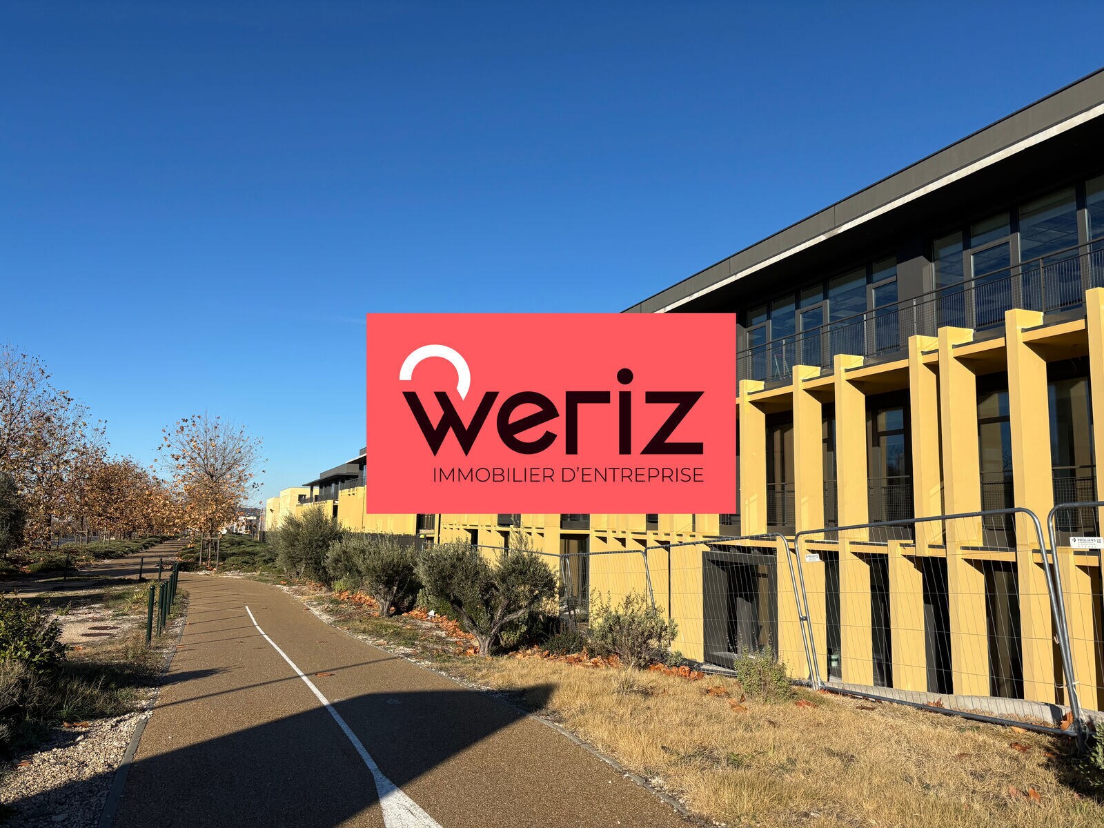 Office in Aix-en-Provence for lease Building Photo- Image 1 of 11