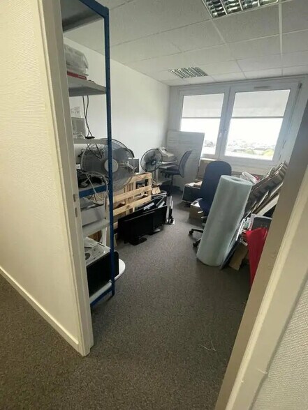 Office in Nantes for lease - Building Photo - Image 2 of 8