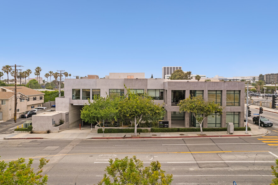 1556 20th St, Santa Monica, CA for lease - Building Photo - Image 2 of 16