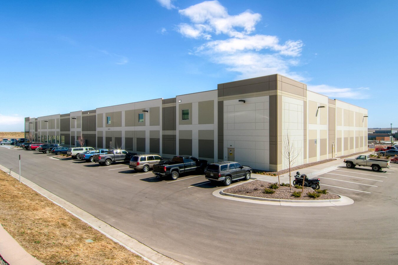 14800 Grasslands Dr, Englewood, CO 80112