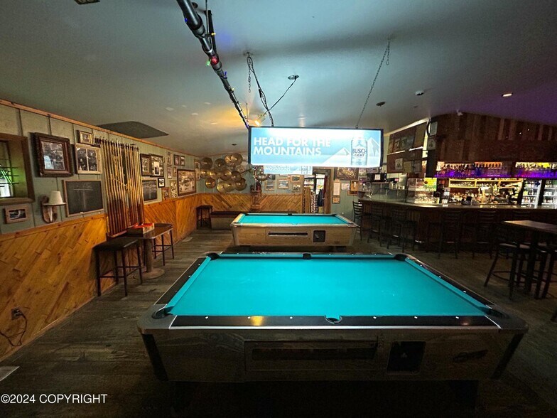 200 Chief John Lott St, Petersburg, AK for sale - Interior Photo - Image 3 of 30