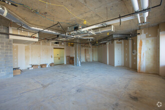 800 S Frederick Ave, Gaithersburg, MD for lease Interior Photo- Image 2 of 29