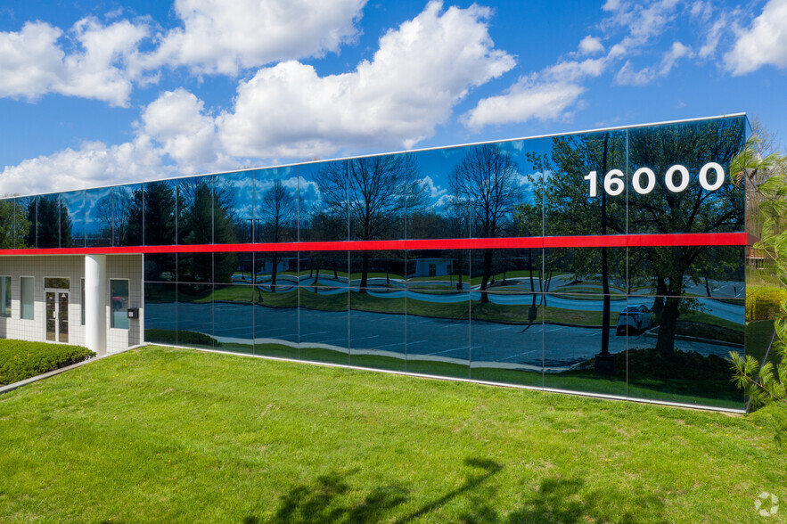 16000 Horizon Way, Mount Laurel, NJ for lease - Building Photo - Image 2 of 6