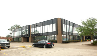 More details for 16850 Saturn Ln, Houston, TX - Office/Medical for Lease