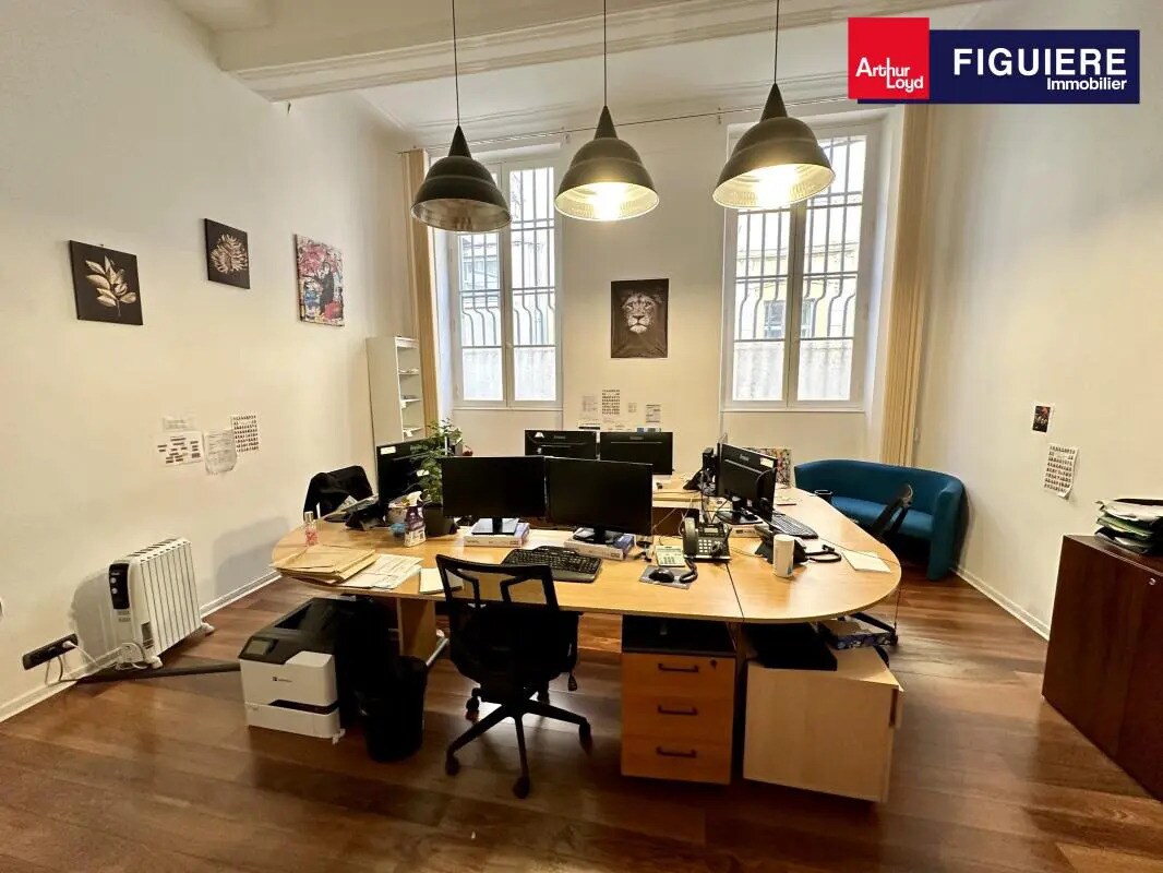Office in Aix-en-Provence for lease Interior Photo- Image 1 of 9