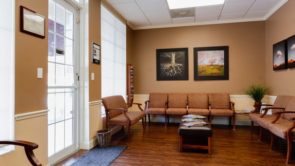 3900 Clark Rd, Sarasota, FL for sale - Building Photo - Image 3 of 19