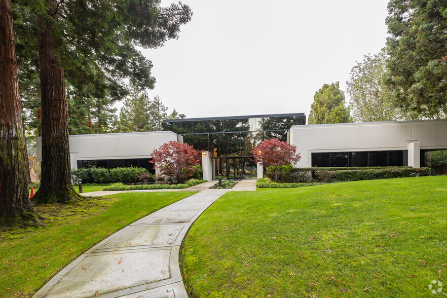 1808 N Shoreline Blvd, Mountain View, CA for lease - Building Photo - Image 2 of 6