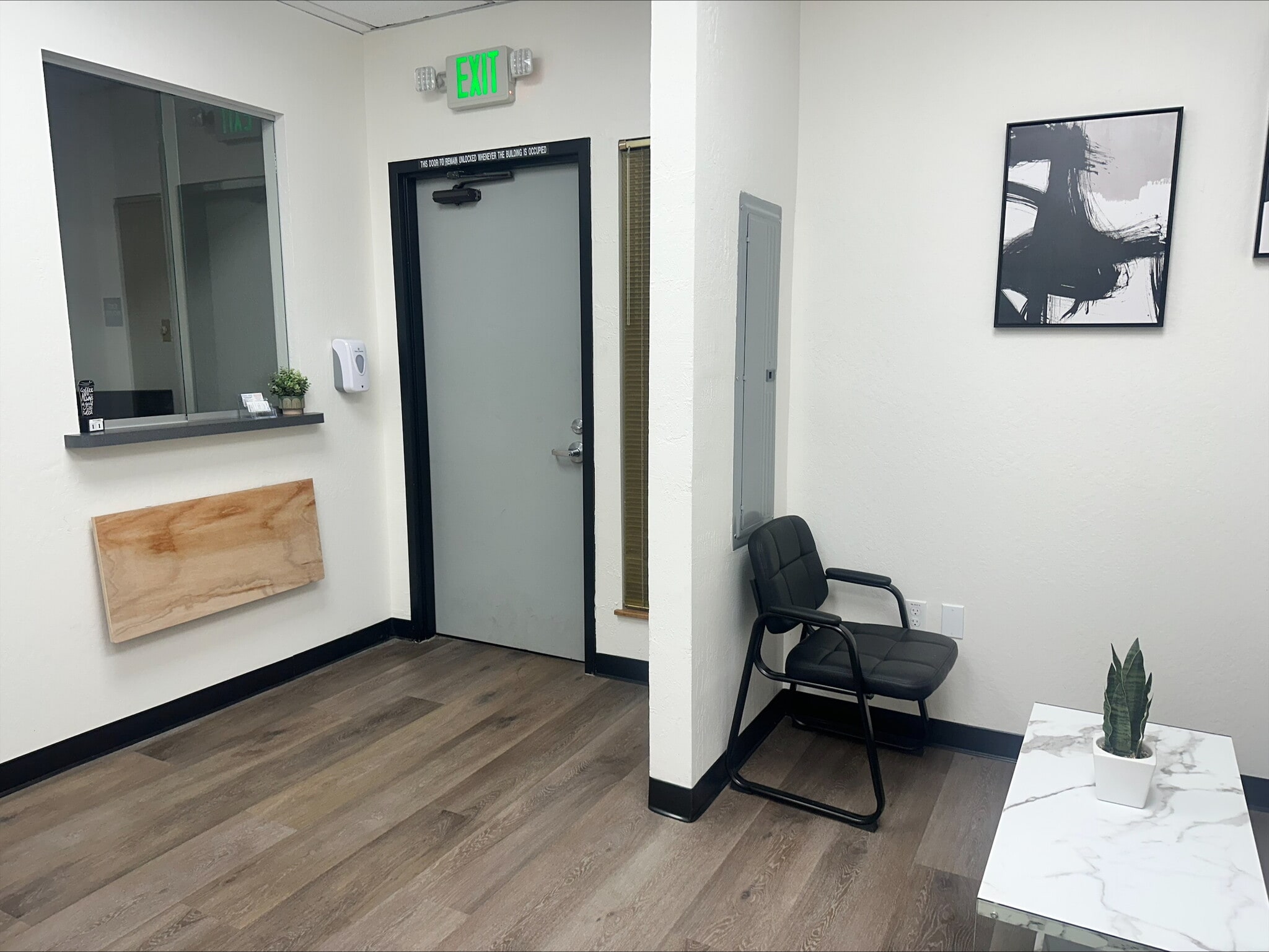 2211 Moorpark Ave, San Jose, CA for lease Interior Photo- Image 1 of 7