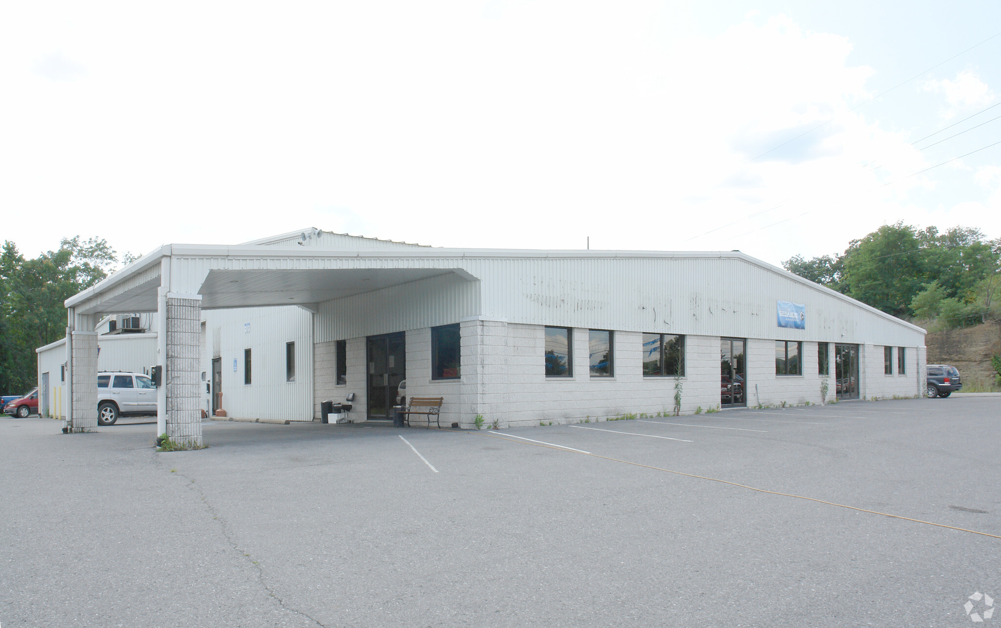 9492 William Penn Hwy, Huntingdon, PA for lease Primary Photo- Image 1 of 3