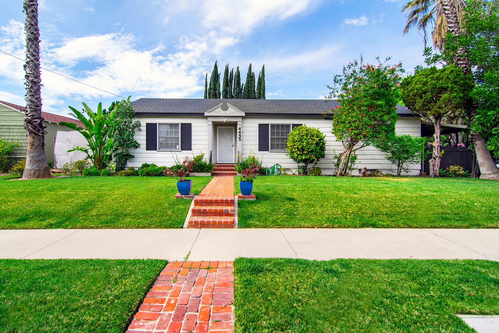 4455 Bakman Ave, Studio City, CA for sale Primary Photo- Image 1 of 1