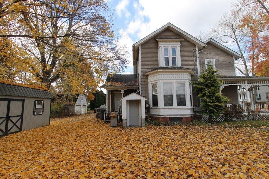 65 W College St, Fredericktown, OH for sale - Building Photo - Image 1 of 4