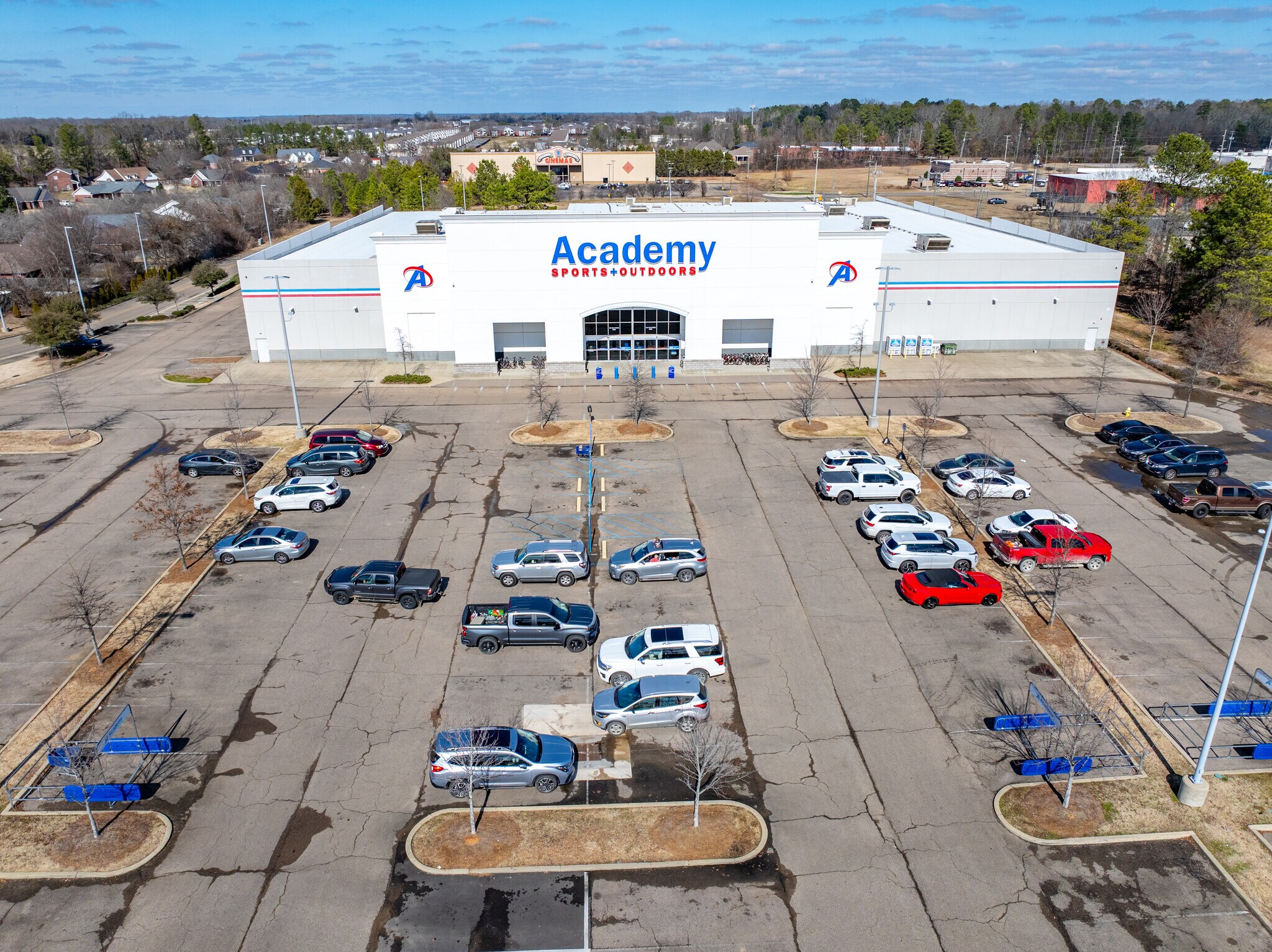 160 Hollywood Blvd, Starkville, MS for sale Primary Photo- Image 1 of 8