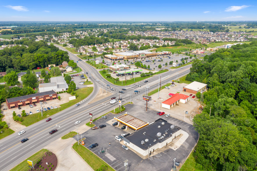 1467 Tiny Town Rd, Clarksville, TN for sale - Building Photo - Image 1 of 1