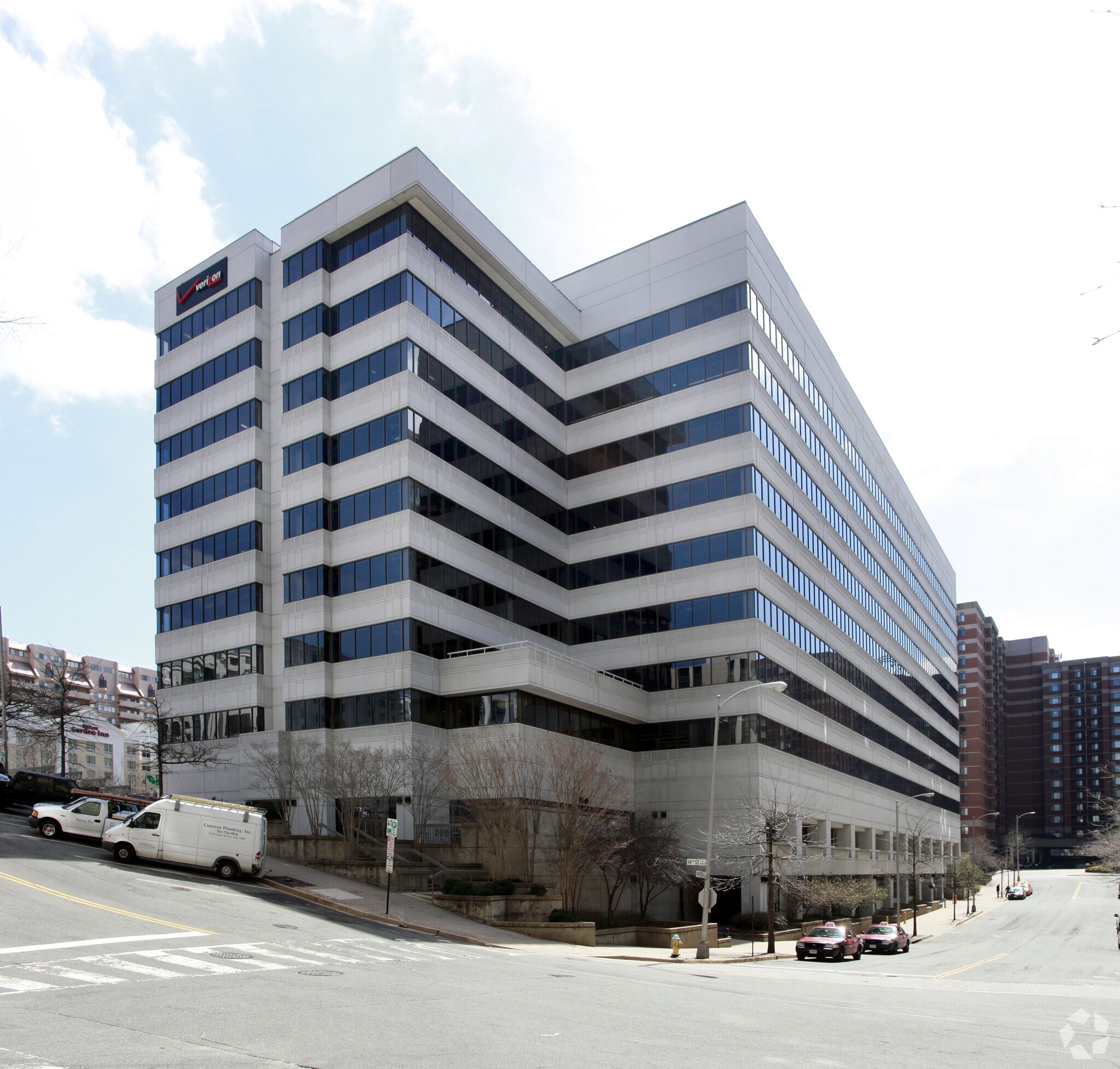 1320 N Courthouse Rd, Arlington, VA for lease Building Photo- Image 1 of 8