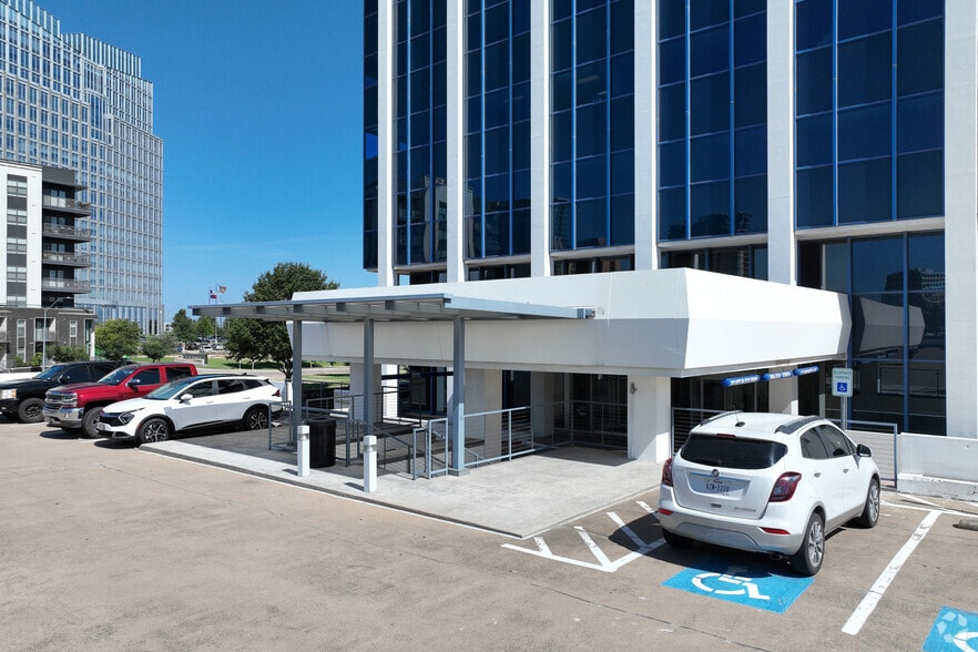 101 Summit Ave, Fort Worth, TX for lease - Building Photo - Image 3 of 4