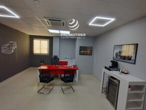 Retail in Rivas-Vaciamadrid, Madrid for lease Interior Photo- Image 1 of 5