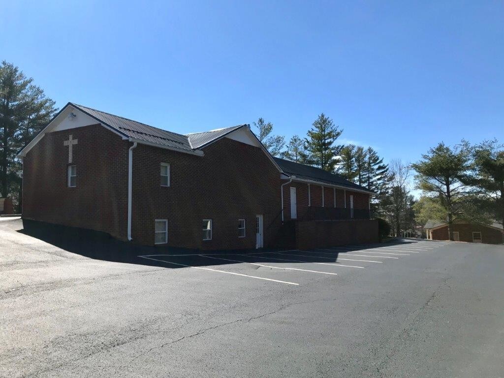 1100 Tower Rd, Galax, VA for sale Primary Photo- Image 1 of 1