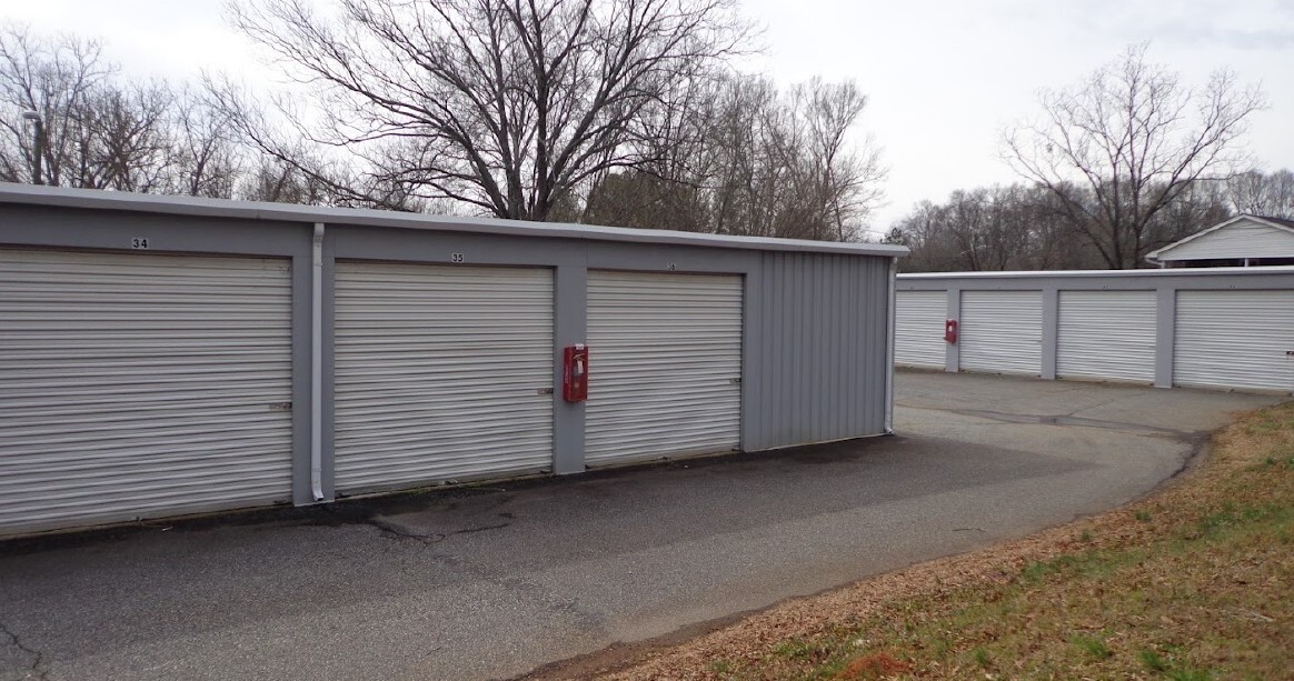 400 S Main St, Campobello, SC for sale Building Photo- Image 1 of 1