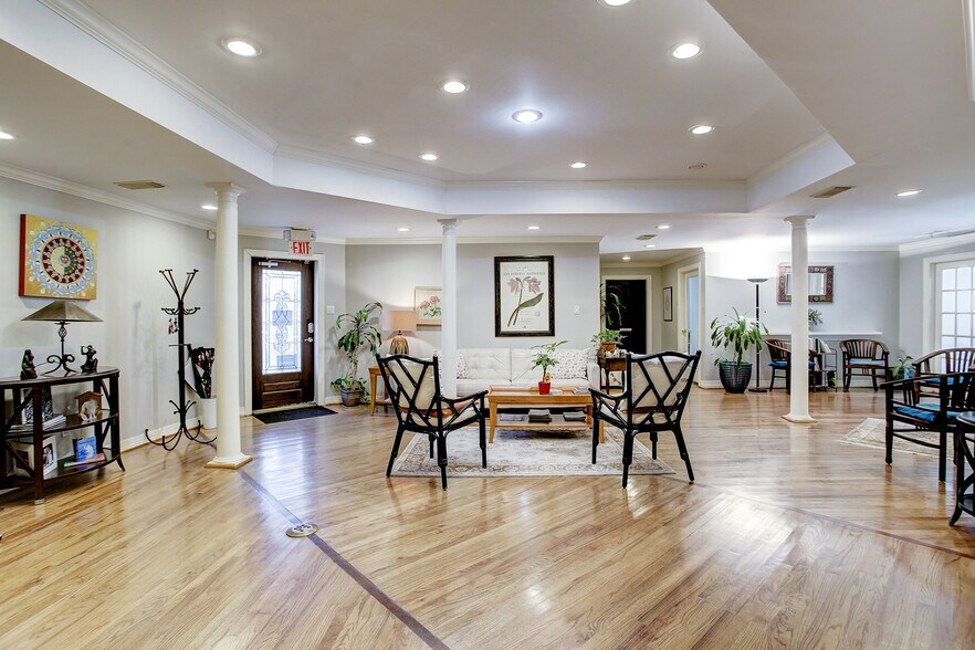 4314 Yoakum Blvd, Houston, TX 77006 Office for Sale