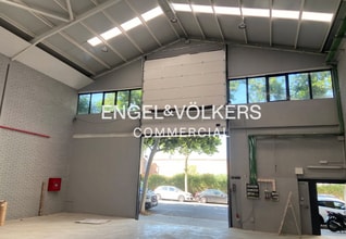 Industrial in L'Hospitalet de Llobregat, Barcelona for lease Interior Photo- Image 2 of 7