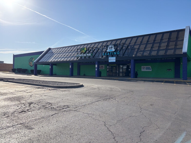 6020 Chambersburg Rd, Huber Heights, OH for lease - Building Photo - Image 1 of 2