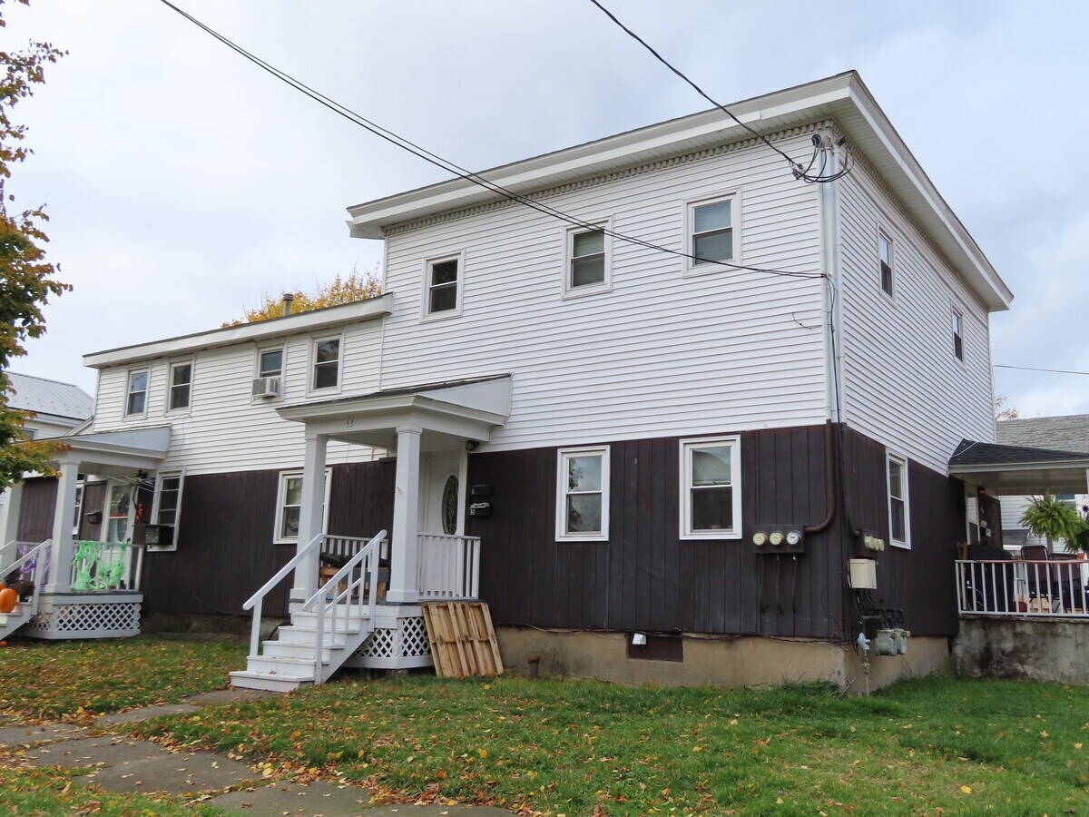 53 E Seneca St, Oswego, NY 13126