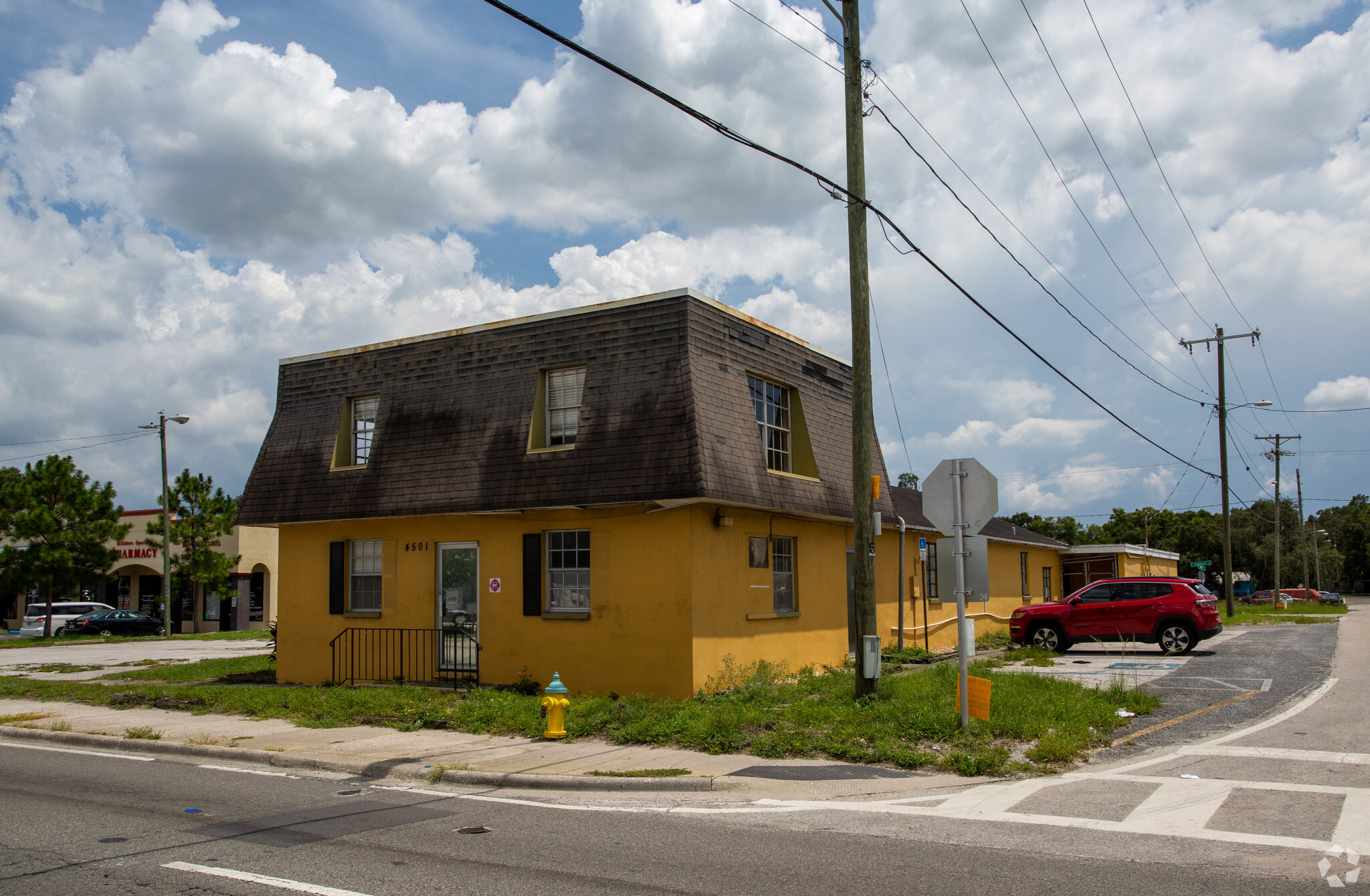 4501 E Hillsborough Ave, Tampa, FL for sale Primary Photo- Image 1 of 1