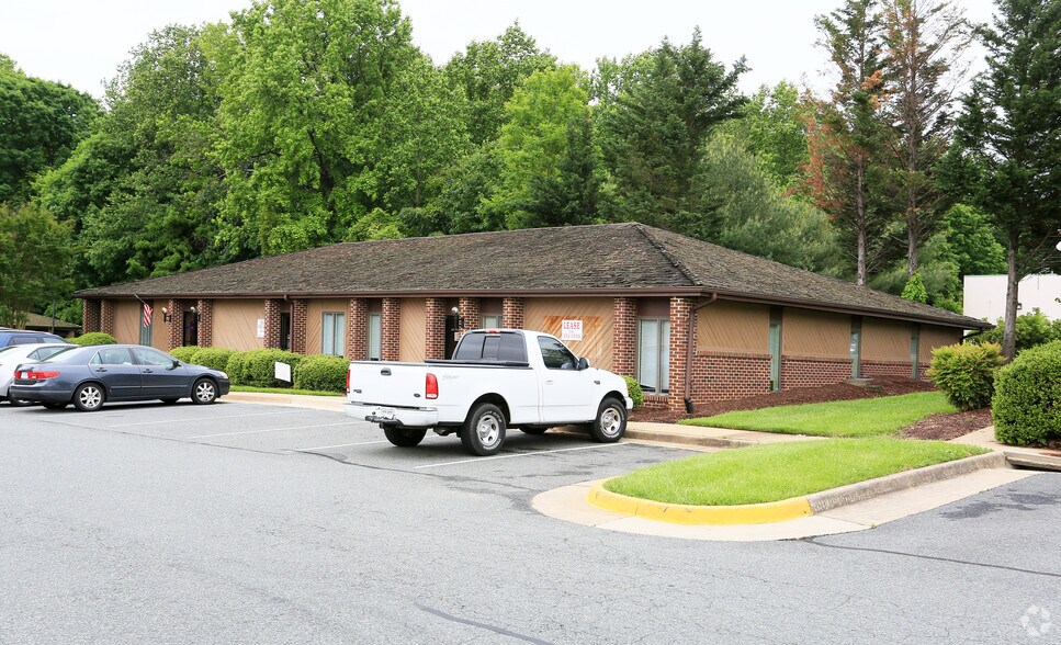 385 Garrisonville Rd, Stafford, VA 22554