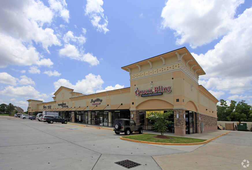 1130 Broadway St, Pearland, TX for lease - Building Photo - Image 3 of 4